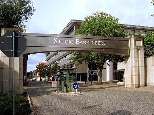 500px Filmstudio Babelsberg Eingang
