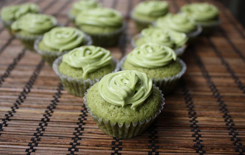 mini green tea cupcakes